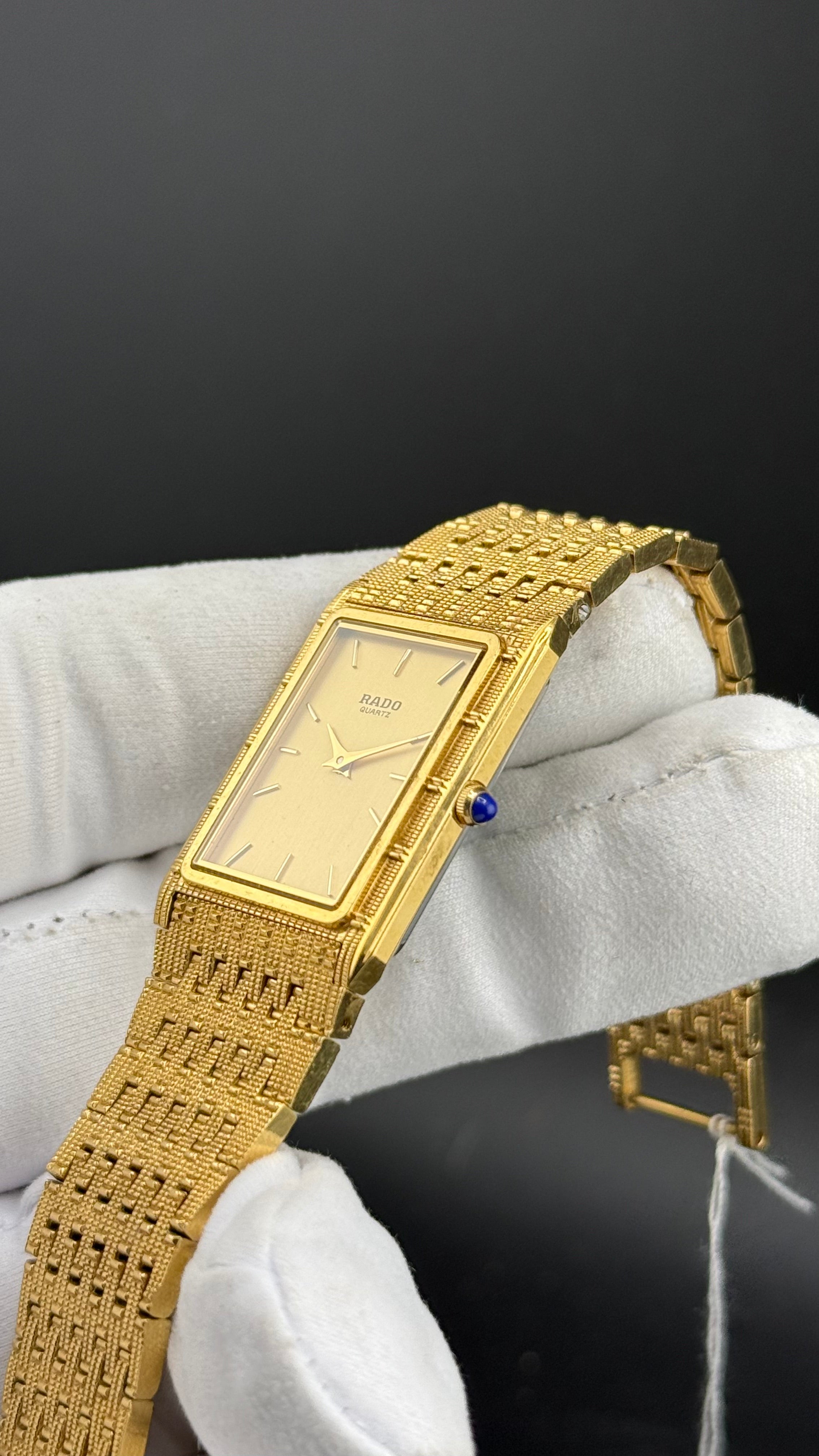 Rado – Quartz Frosted Gold 121.9027.2 – Années 80