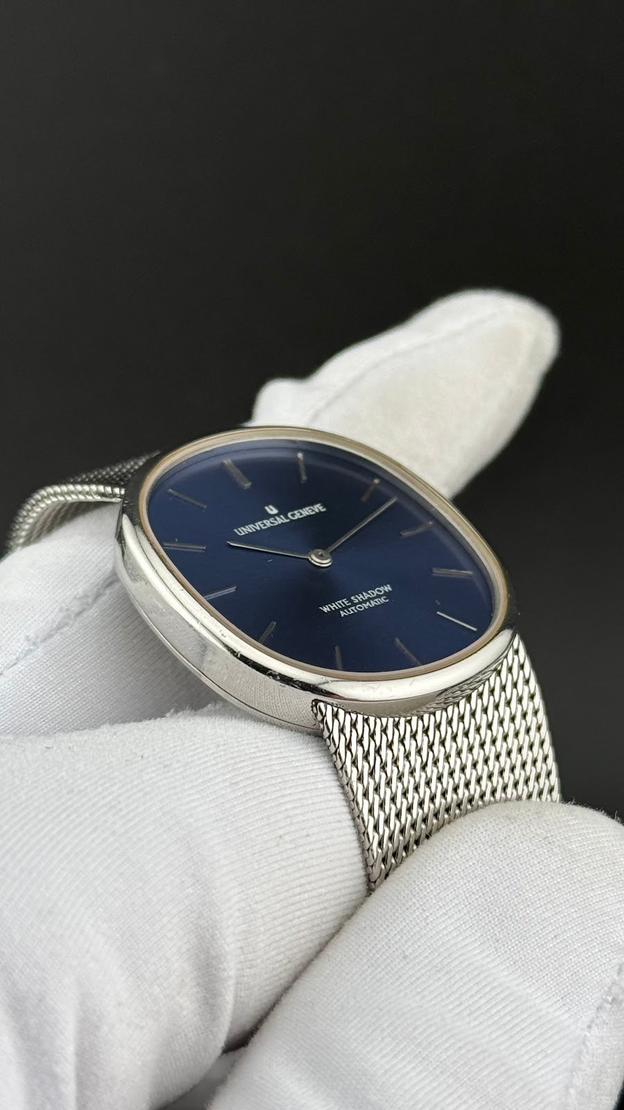 Universal Geneve – White Shadow – Années 70