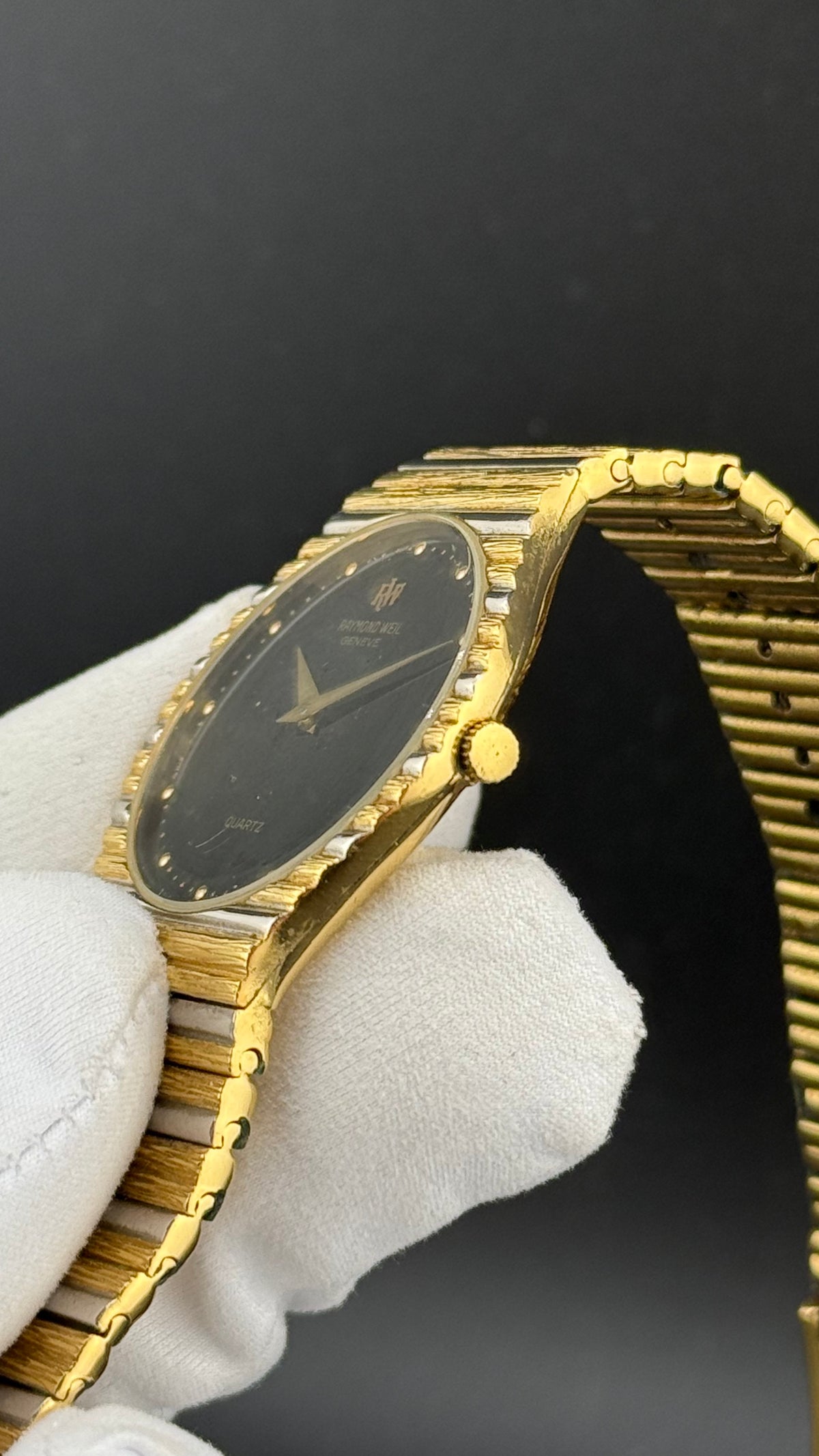 Raymond Weil 9122 RAY-12 – profil et couronne