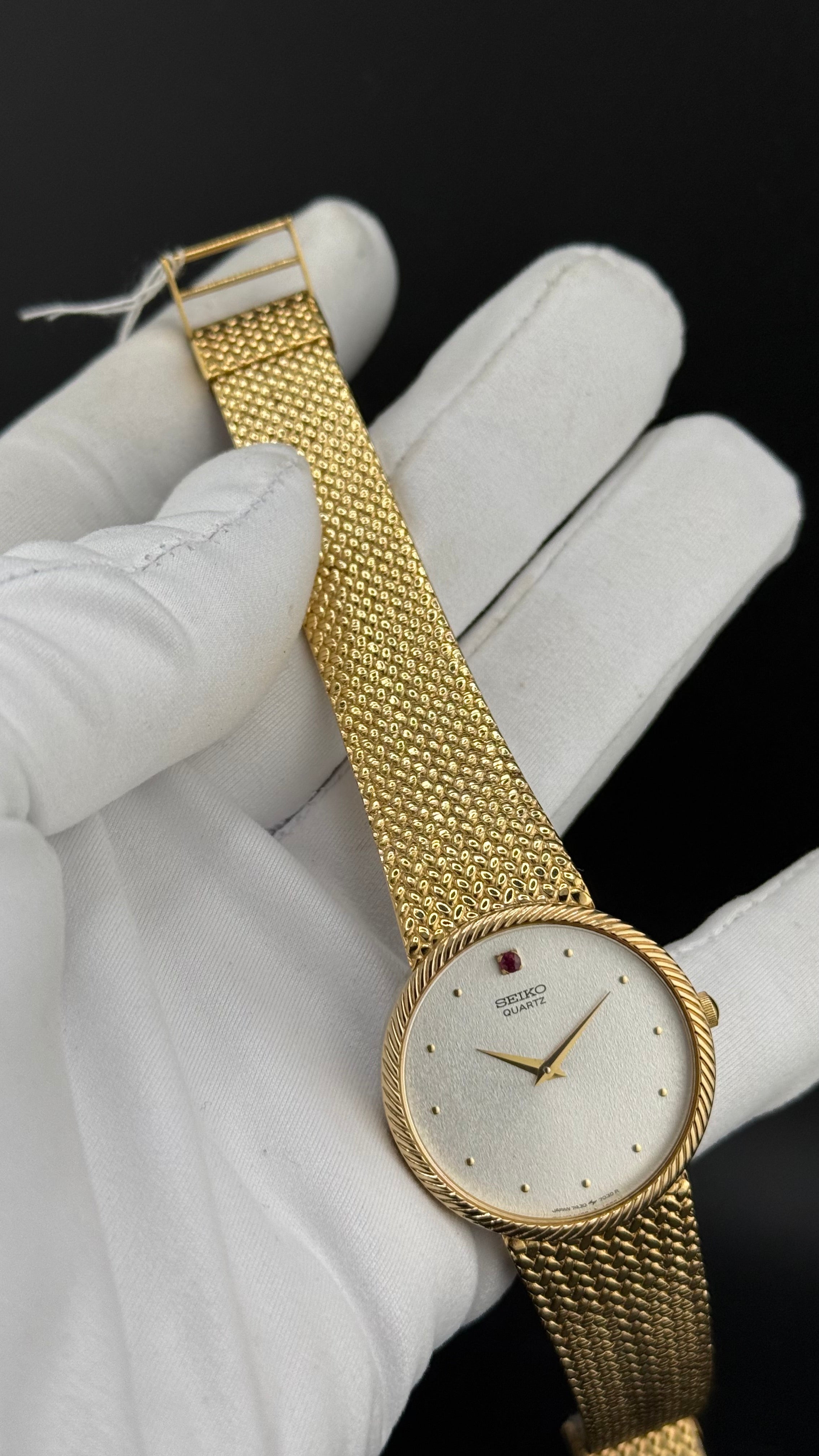 Seiko – Torsade Bracelet Intégré 7430-7010 NOS – 1983