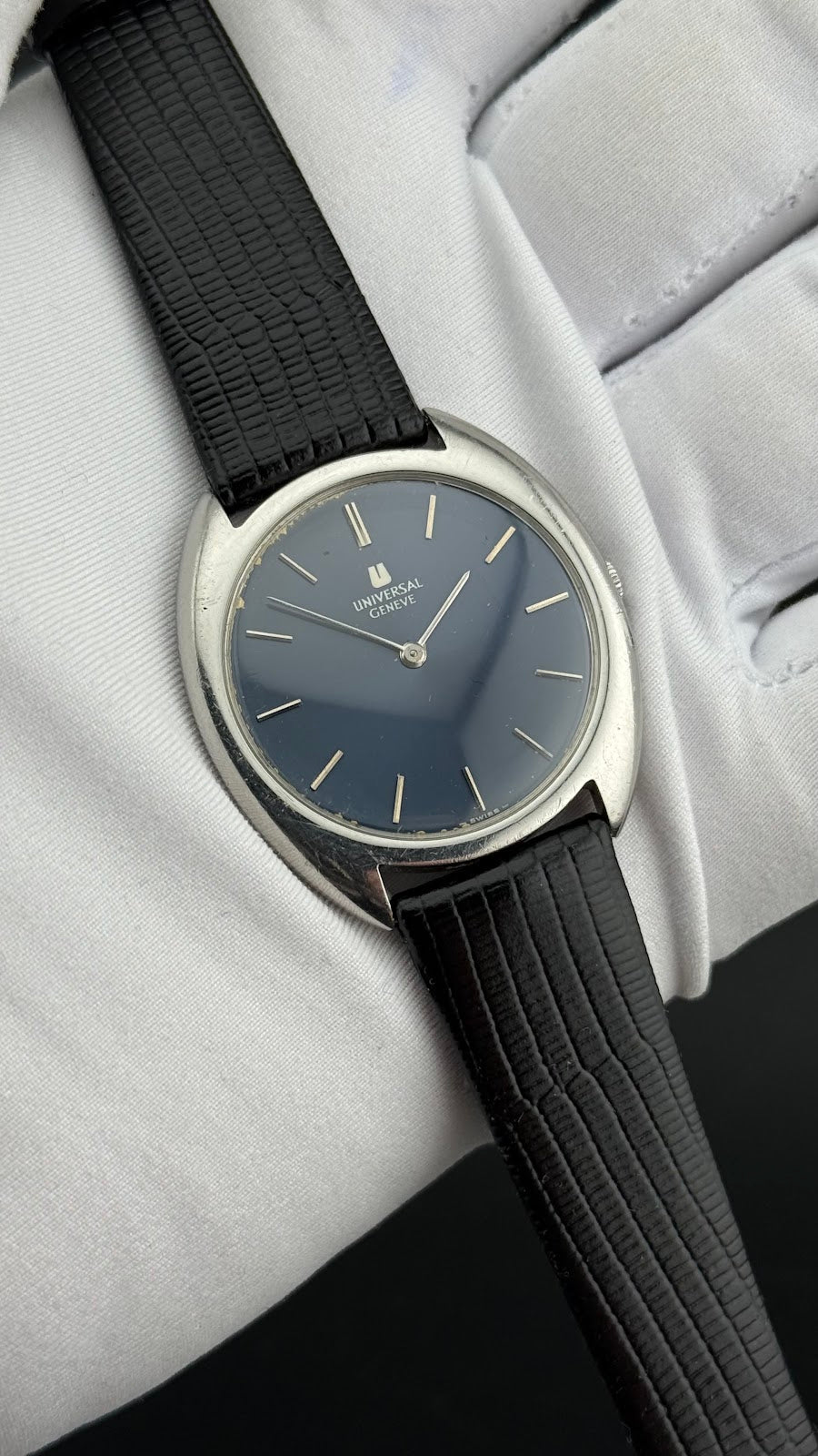 Universal Geneve – Pre Shadow – Années 70