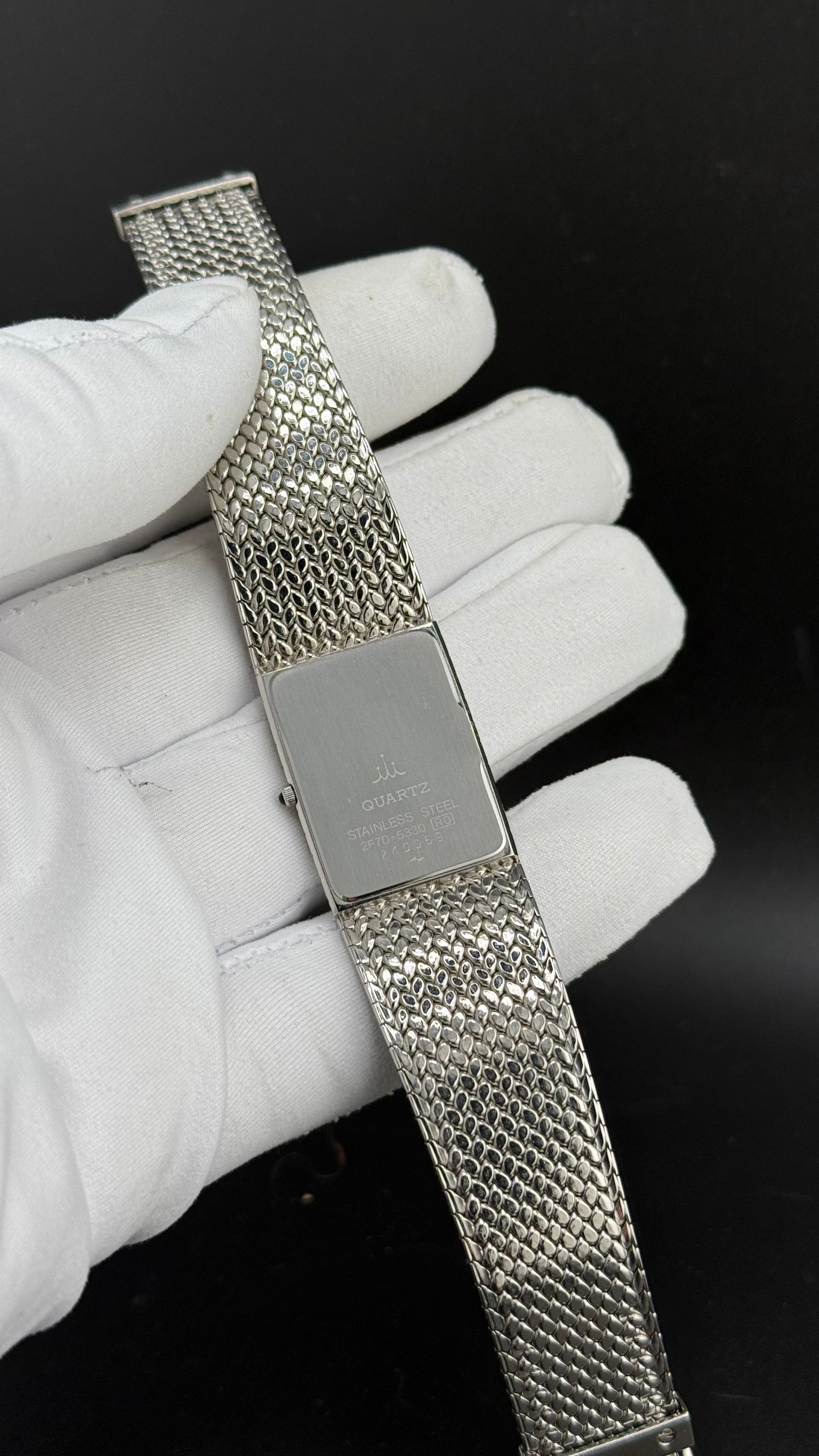 Credor – Réf. 2F70-5330 – 1982