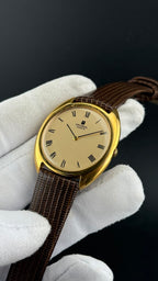 Universal Geneve – Pre Shadow – Années 70