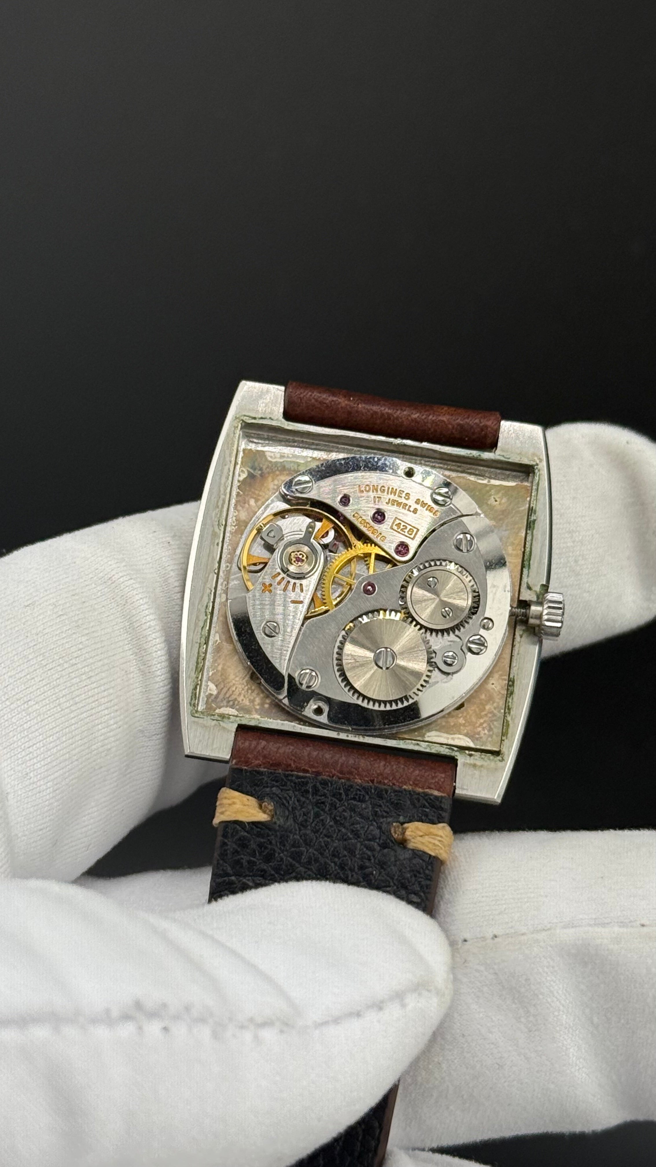 Longines – TV Shape Calibre 428 – Années 70