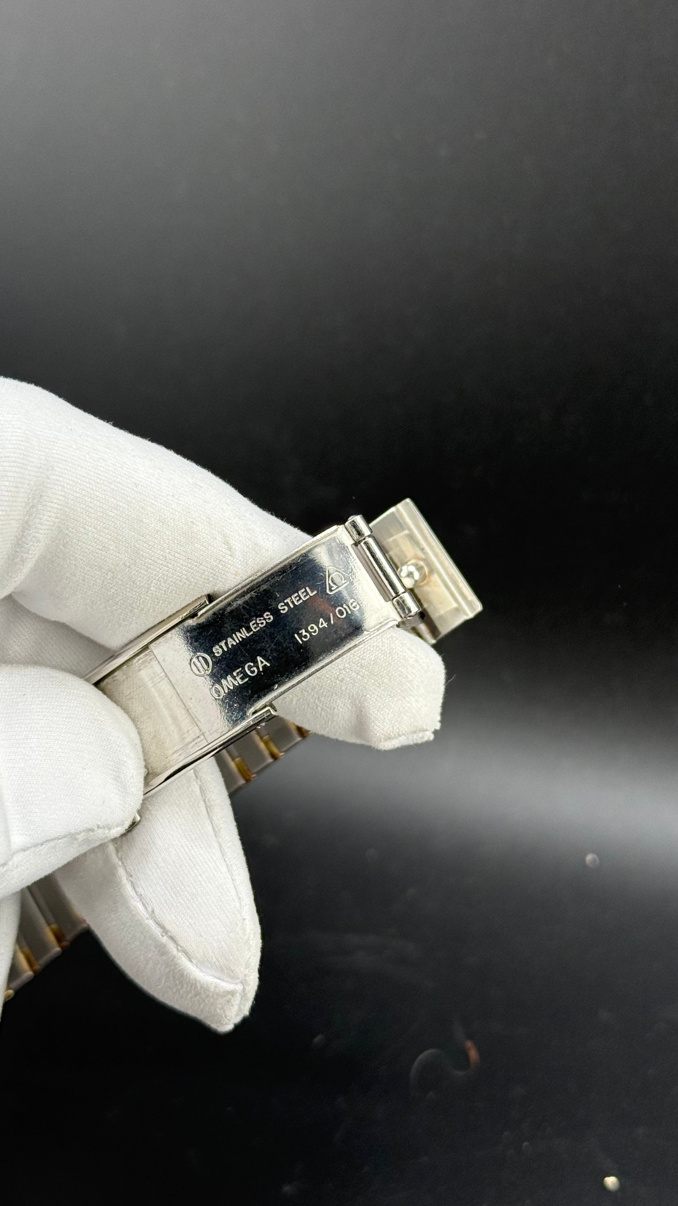 Omega – Constellation Tank Réf. 197.0001 – 1980