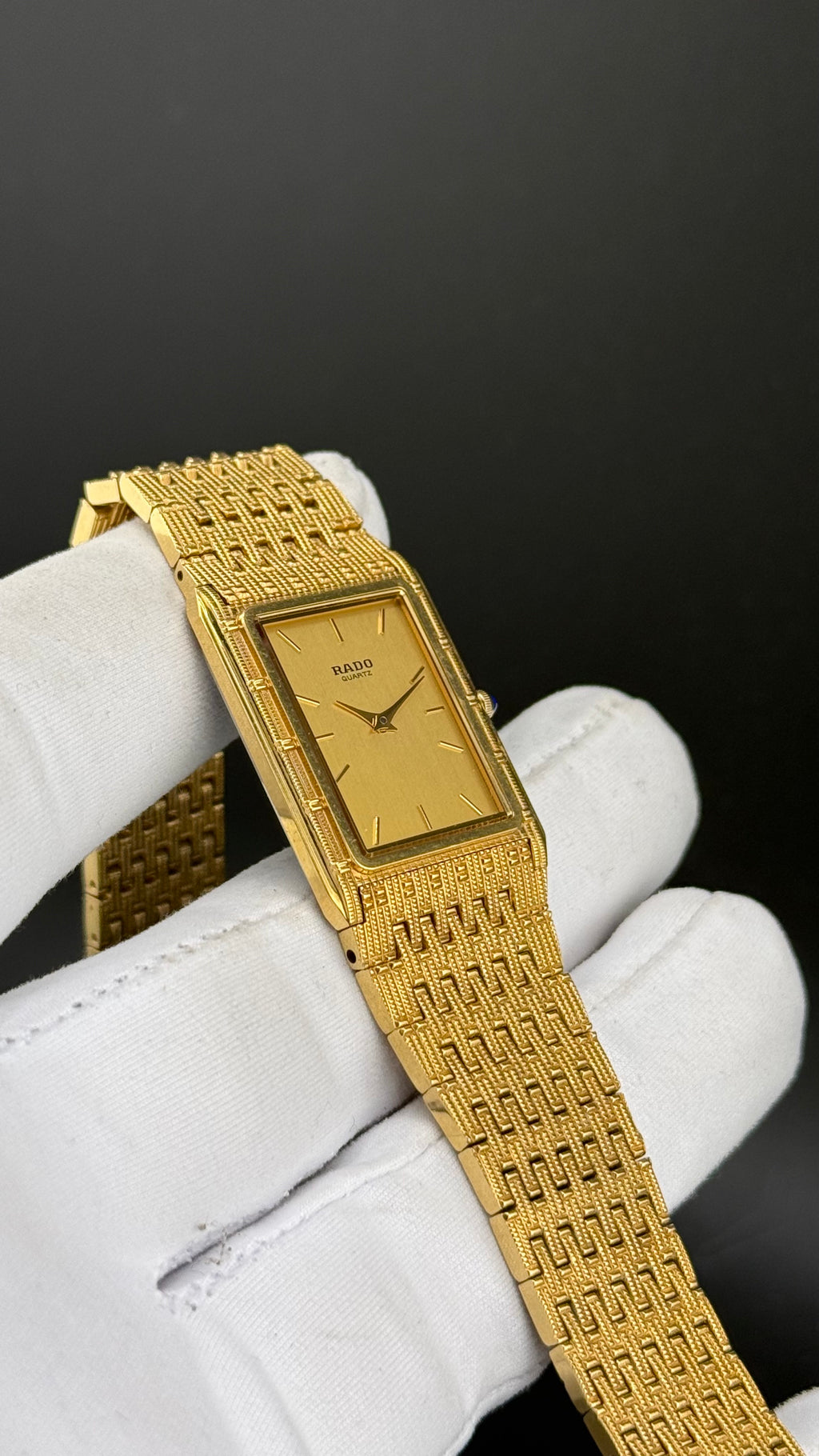 Rado – Quartz Frosted Gold 121.9027.2 – Années 80
