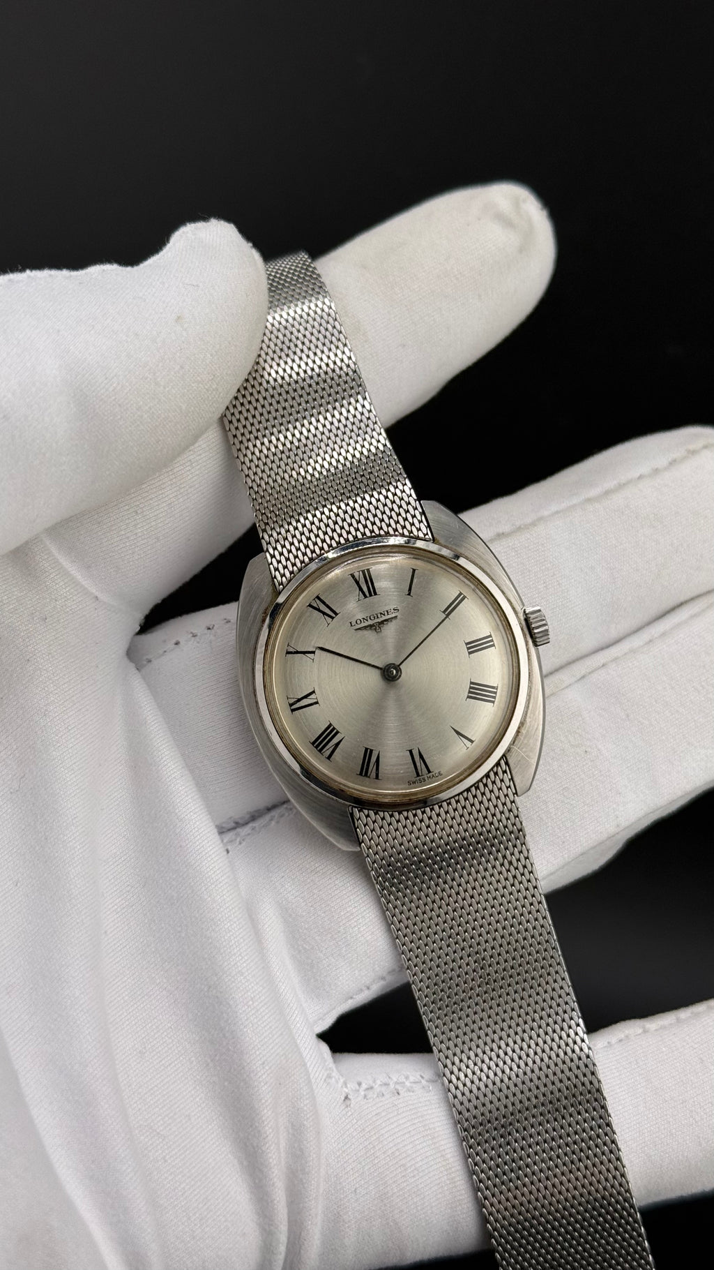 Longines – Boîtier Coussin Bracelet Milanais – Années 70