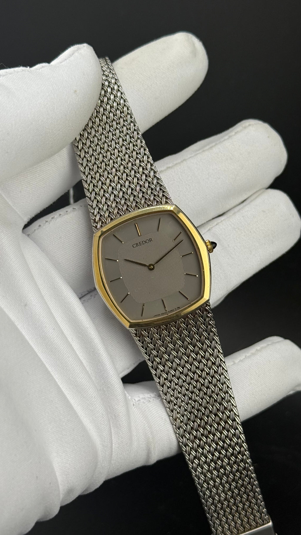 Credor 5930-5392 boîtier hexagonal cadran gris