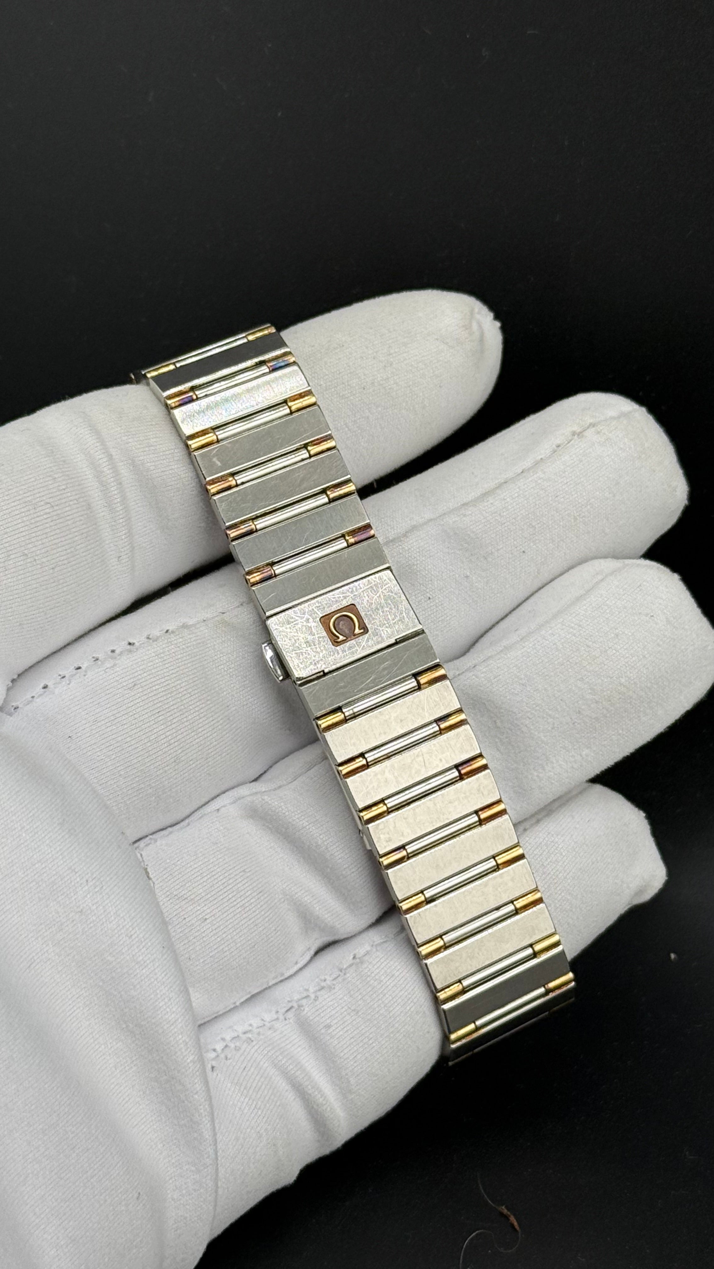 Omega – Constellation Tank Réf. 197.0001 – 1980