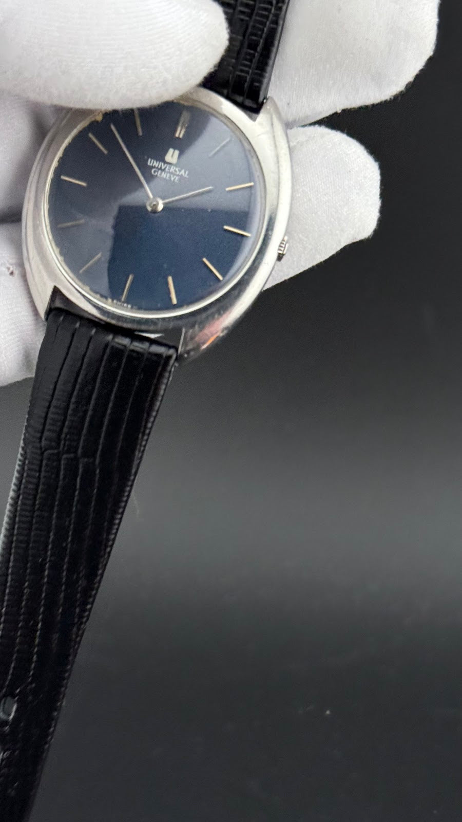 Universal Geneve – Pre Shadow – Années 70