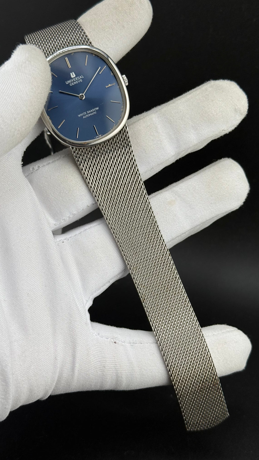 Universal Geneve White Shadow Ellipse UNI-22