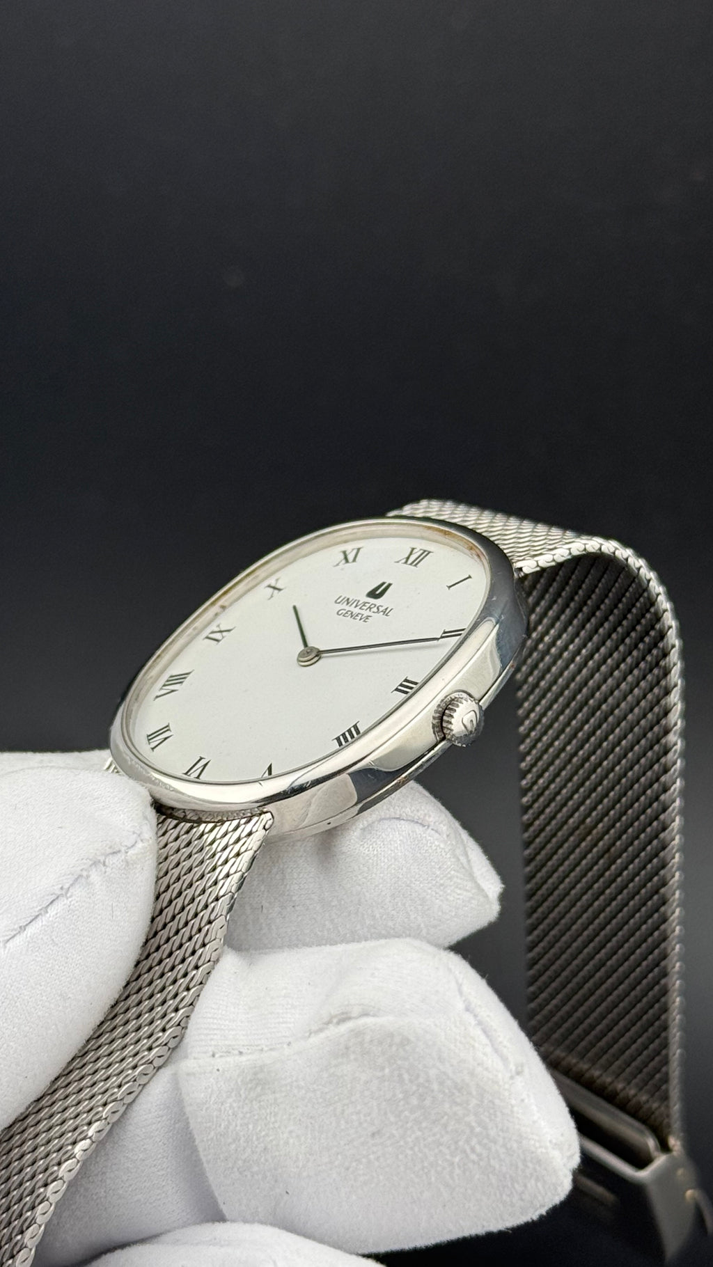 UG White Shadow Ellipse