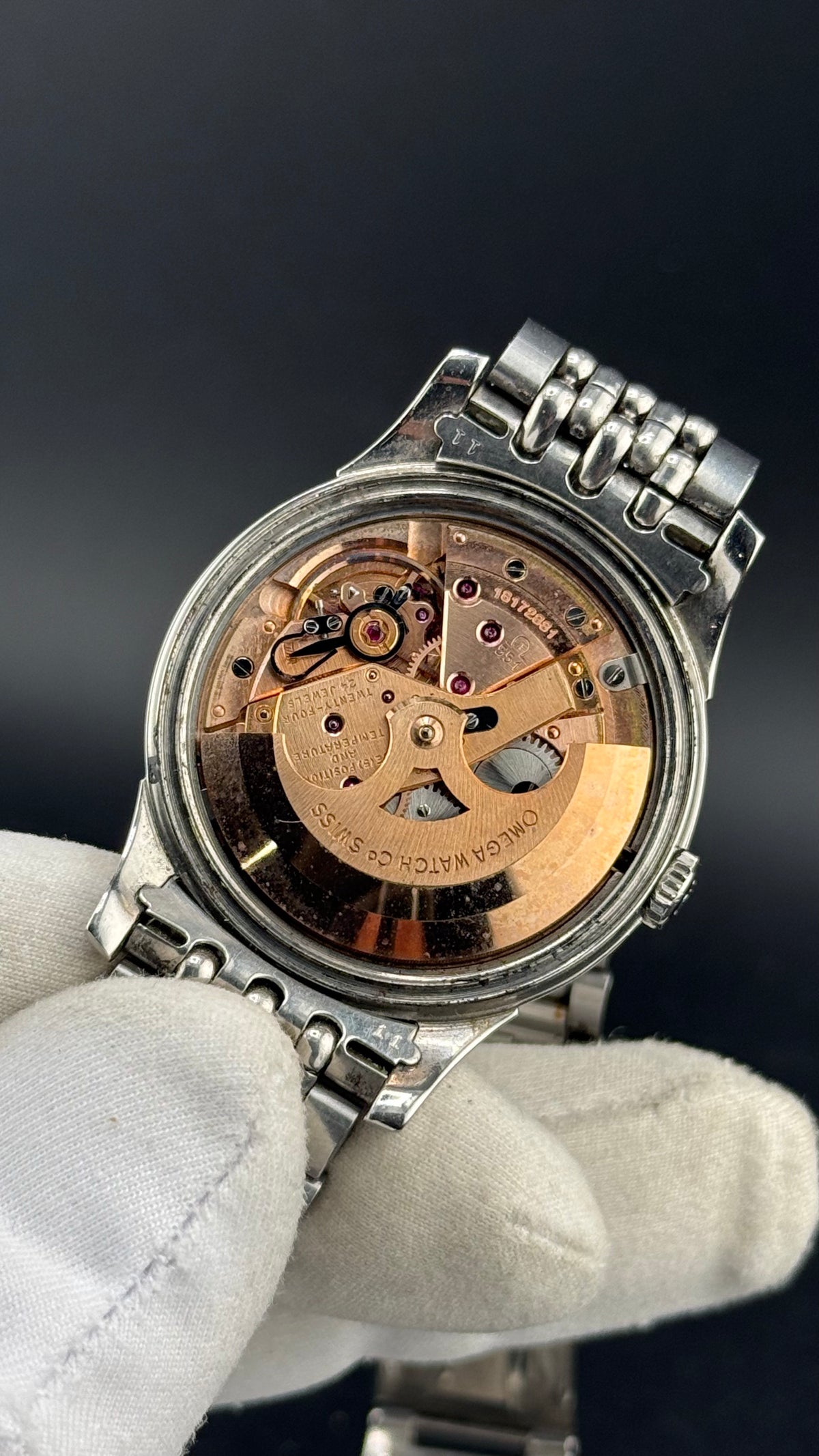 Omega Constellation 14381 Crosshair 1961