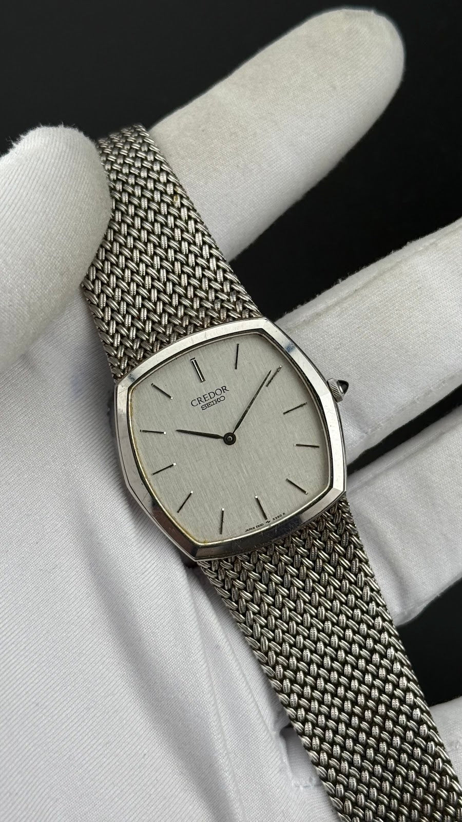 Credor 5930-5390 linen dial