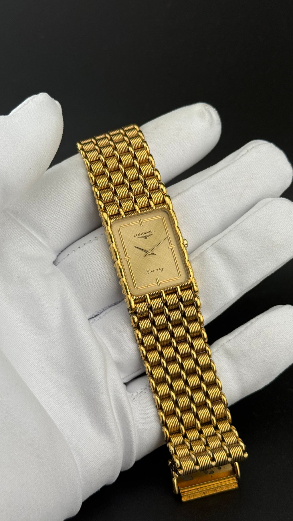 Longines – Tank QWR – Années 1980