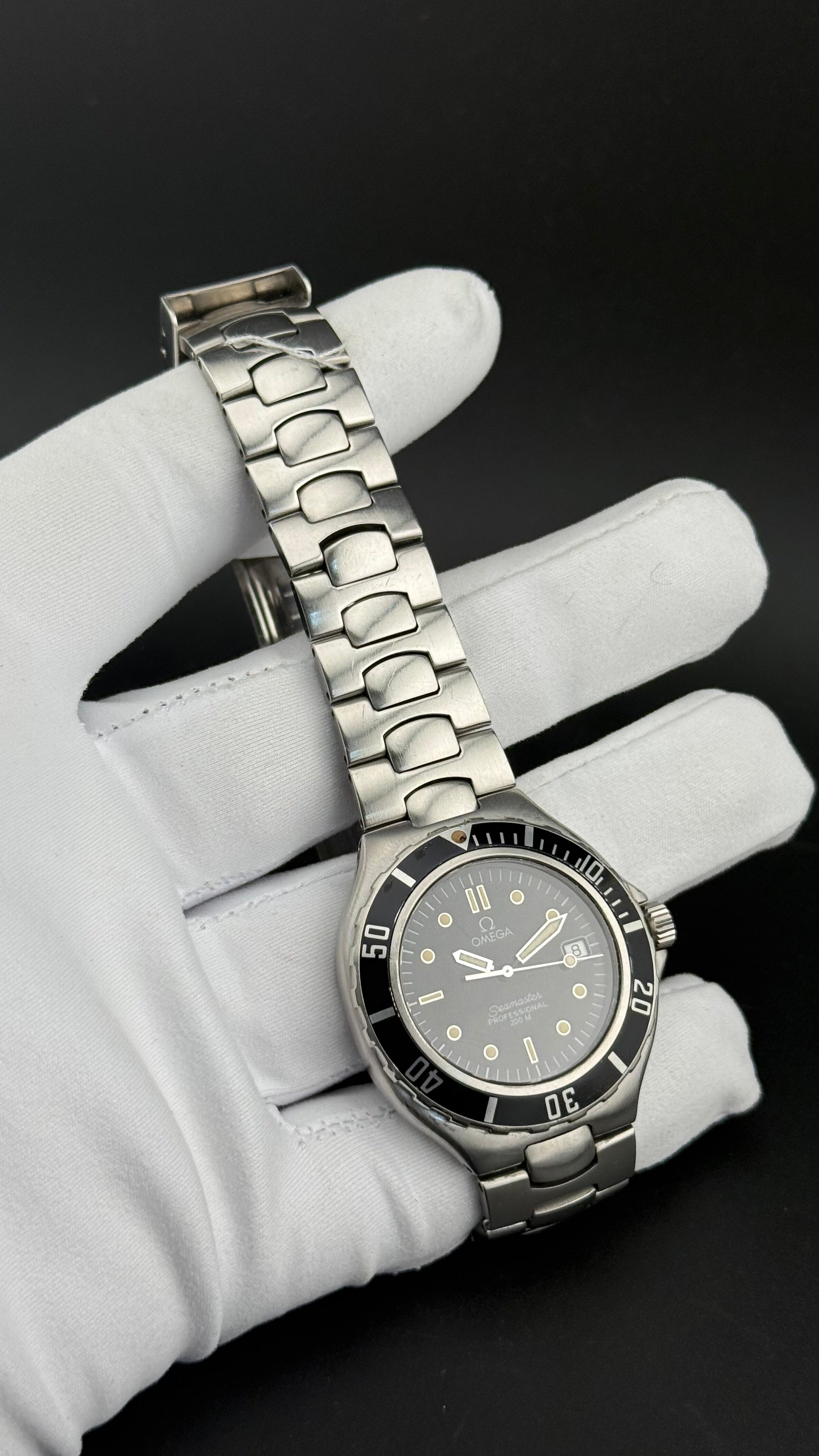 Omega – Seamaster 200m Pre-Bond – 1991