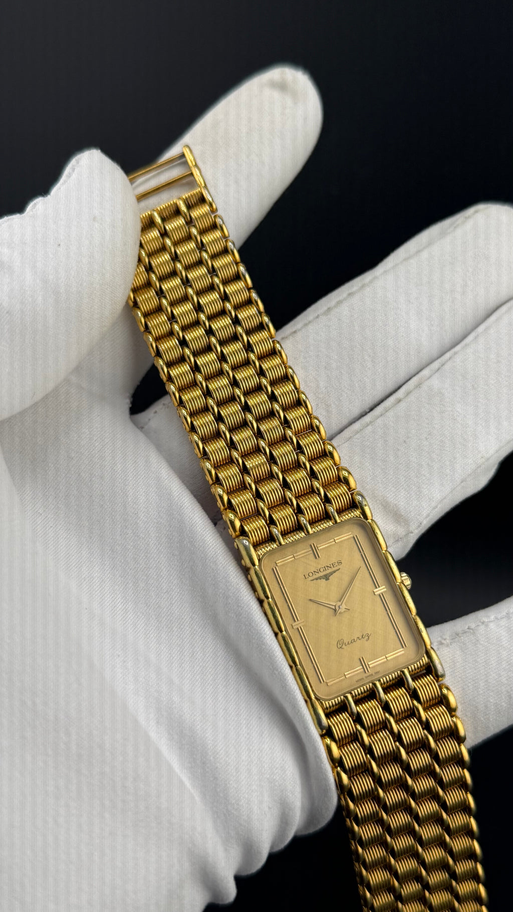 Longines Tank LON-57 – profil