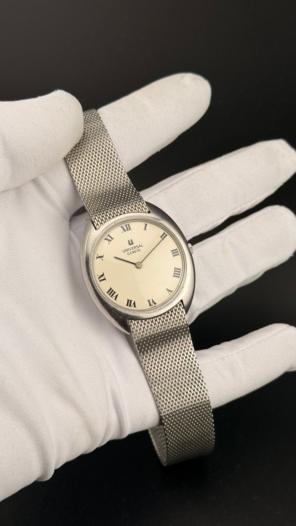 Universal Genève – White Shadow – 1970