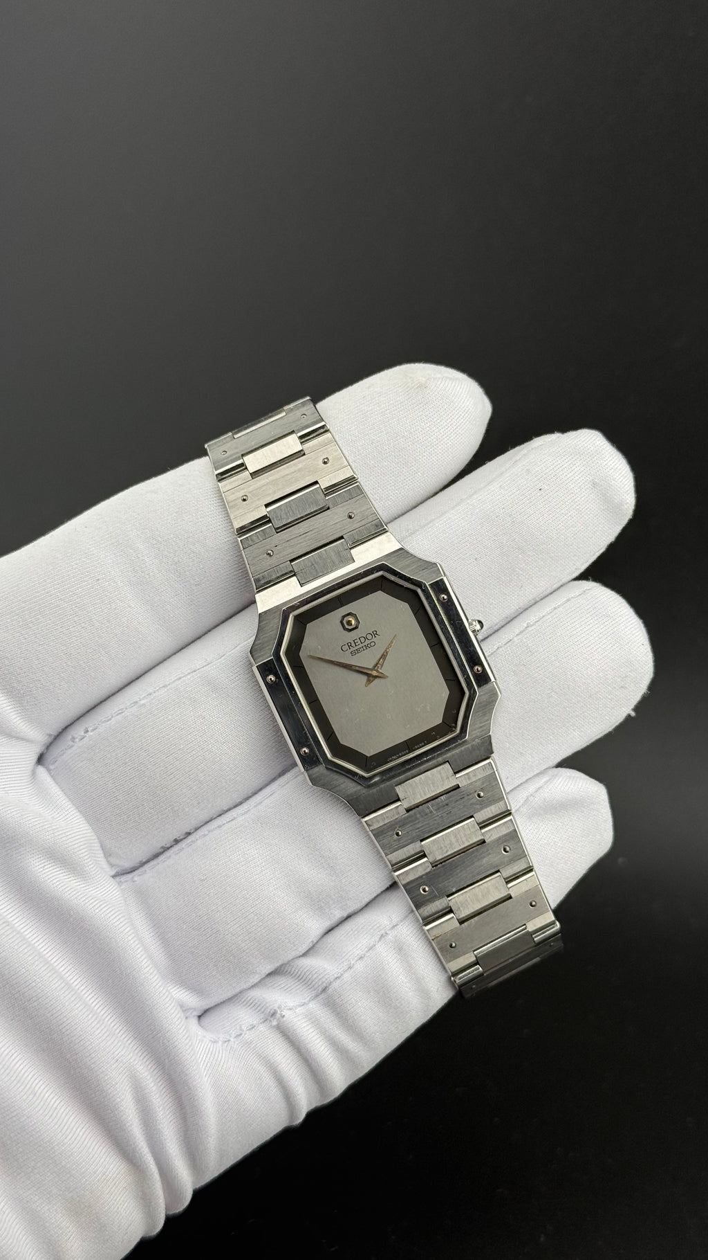 Credor – 9300-5050 Cadran gris liseré noir – 1980