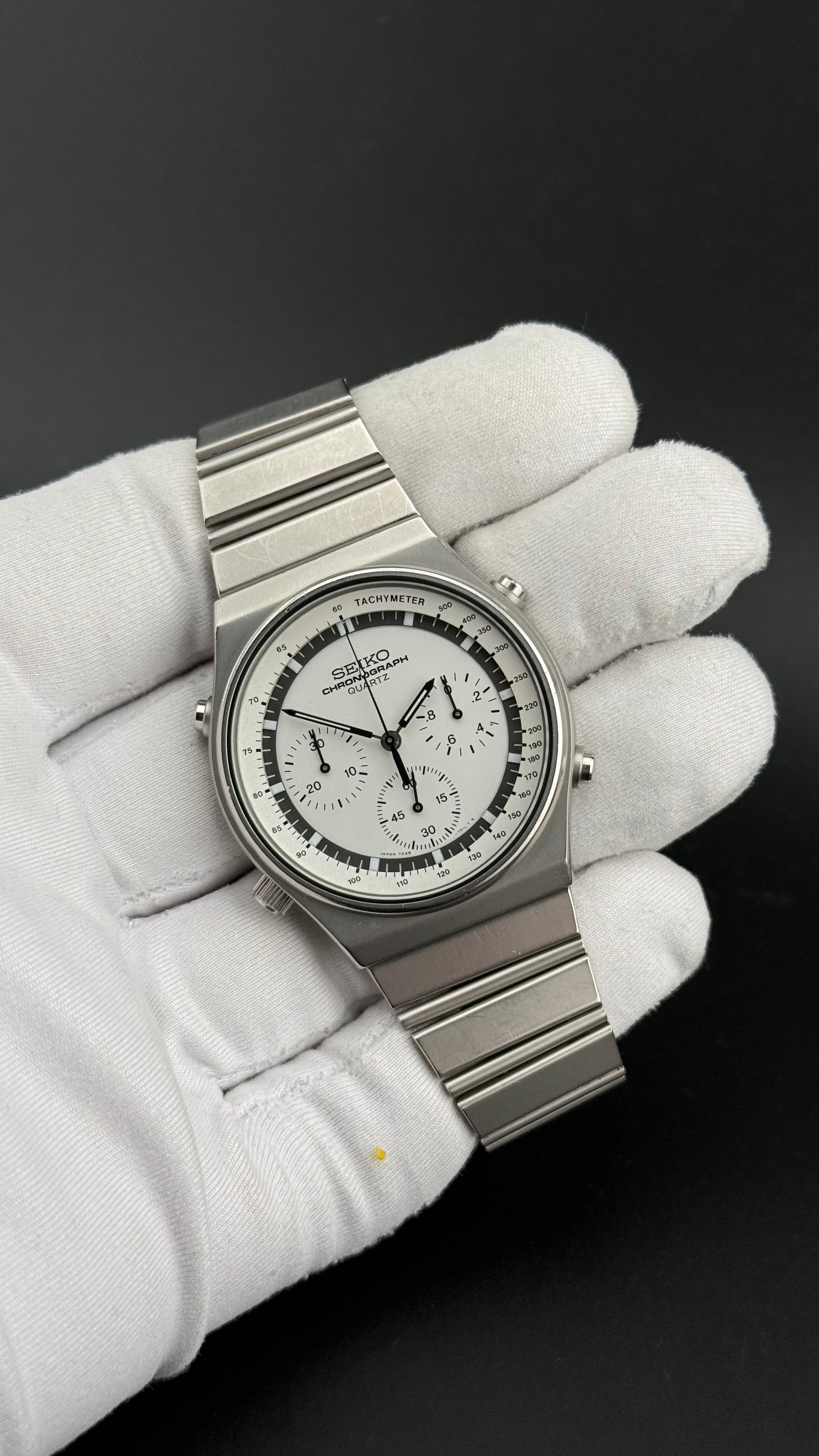 Seiko – 7A28-7010 Chronograph – 1982