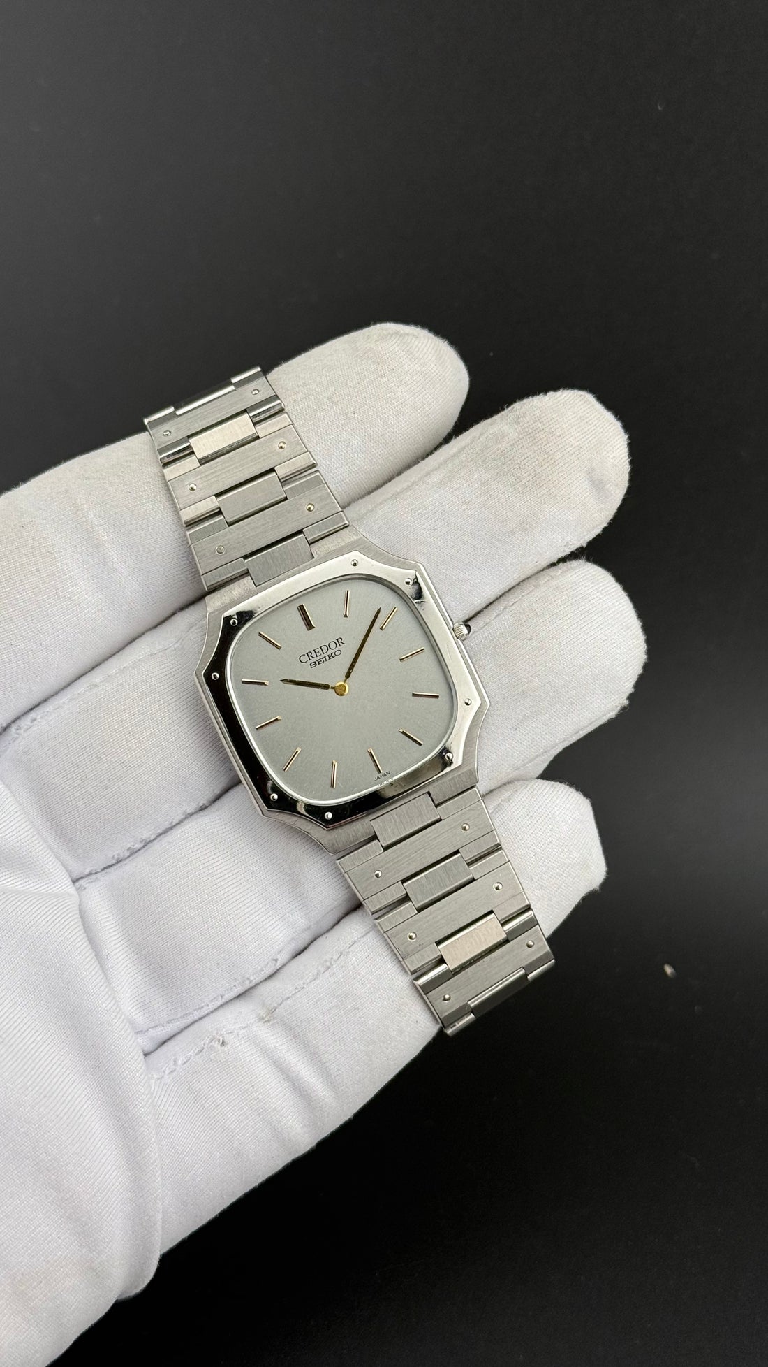 9300-5070 - Mint Condition with Box