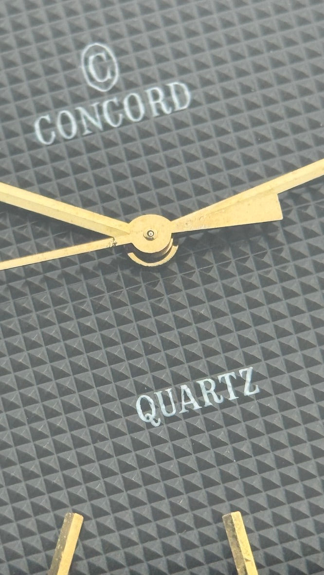 Concord Mariner SG - 18K Yellow Gold Bezel