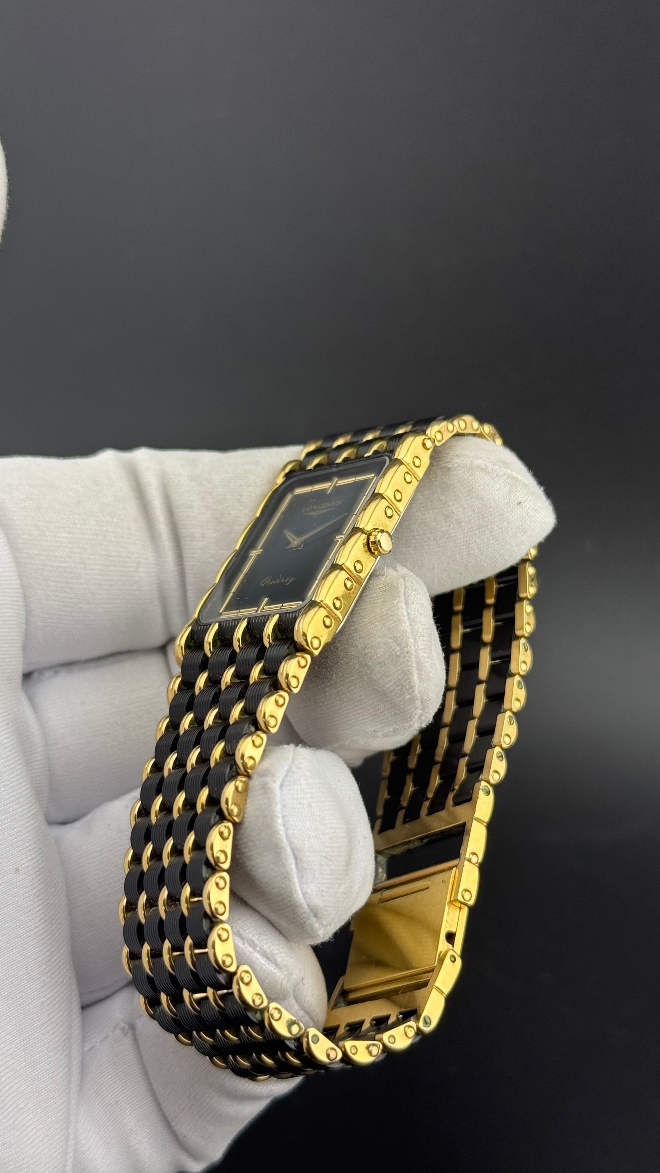 Longines – QWR Black VD – 1980