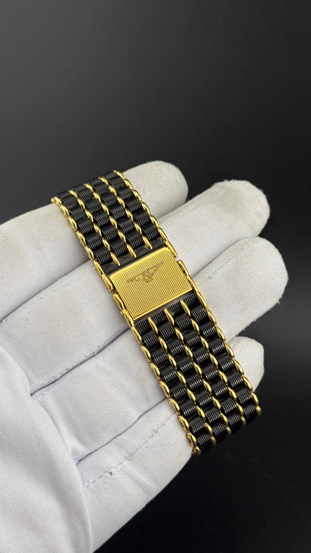 Longines – QWR Black VD – 1980