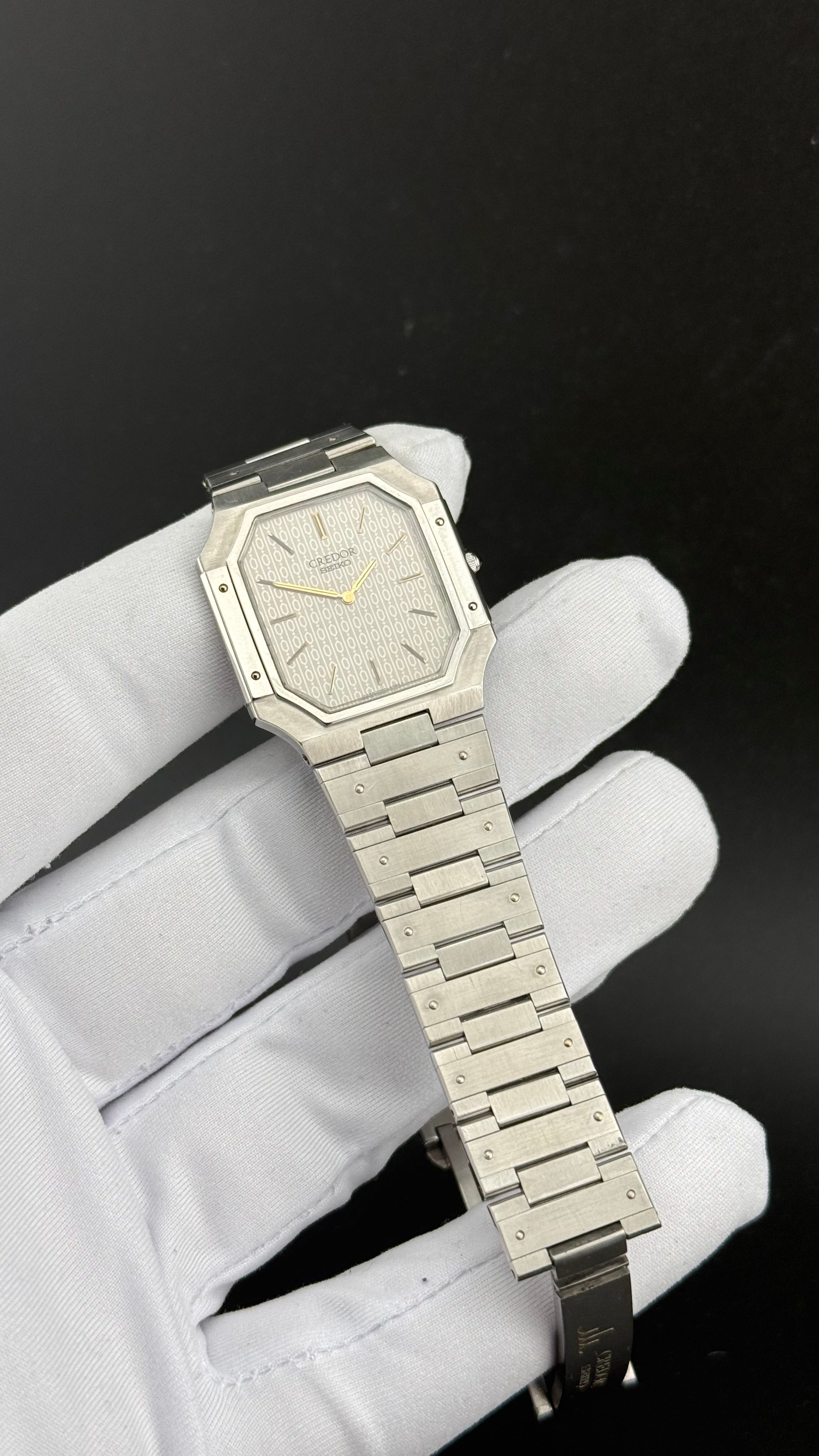 Credor – 9300-5050 Cadran à motif – 1982
