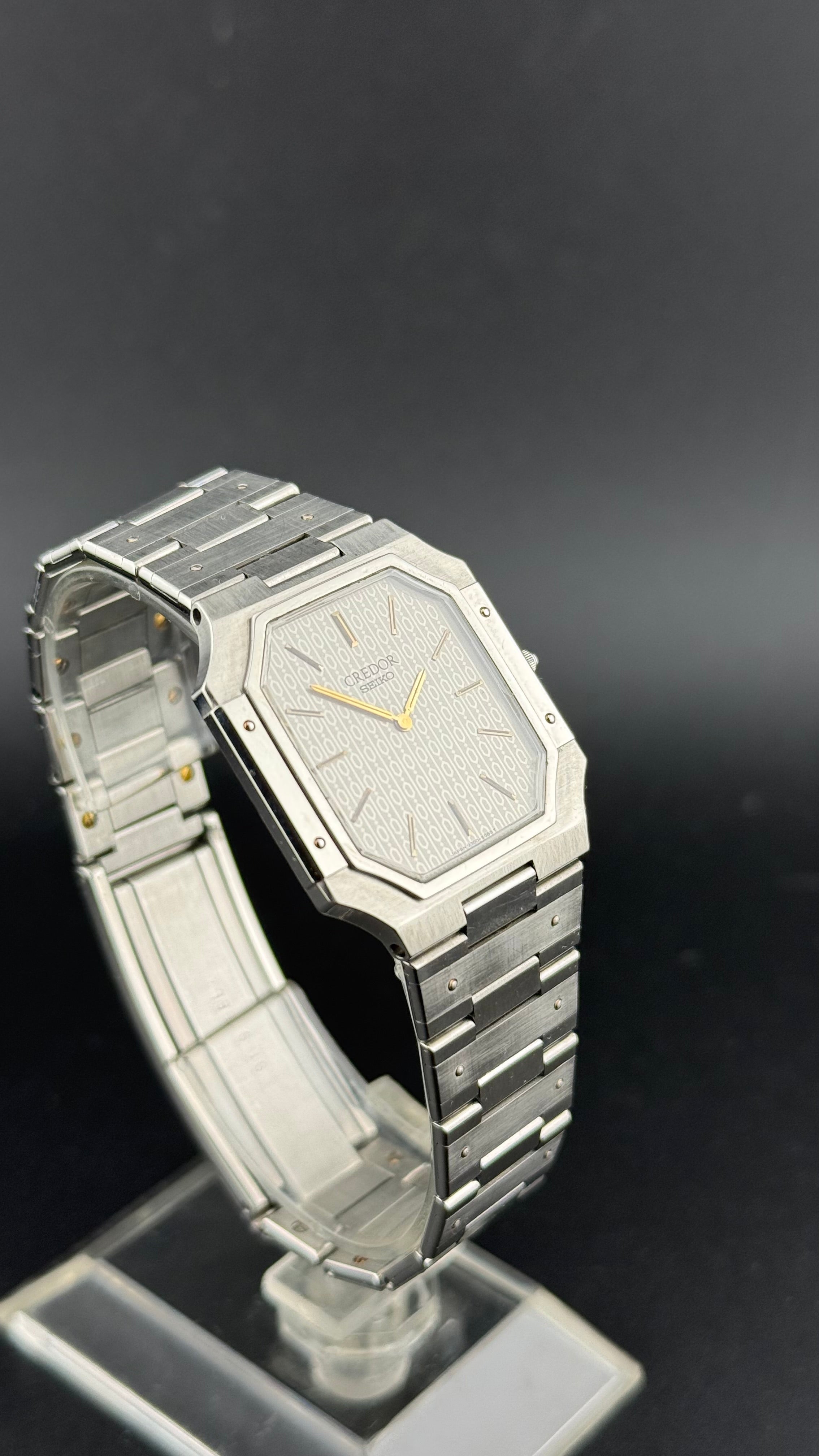 Credor – 9300-5050 Cadran à motif – 1982