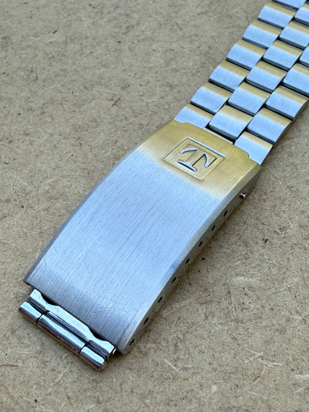 Tissot – Ref 40203 Quartz – 1980s