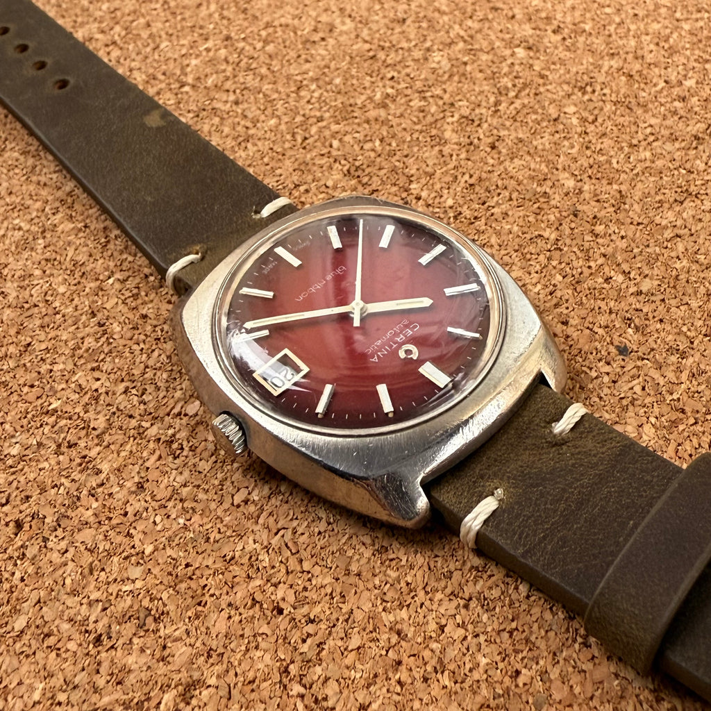Certina - Blue Ribbon Cadran Rouge - 1970s