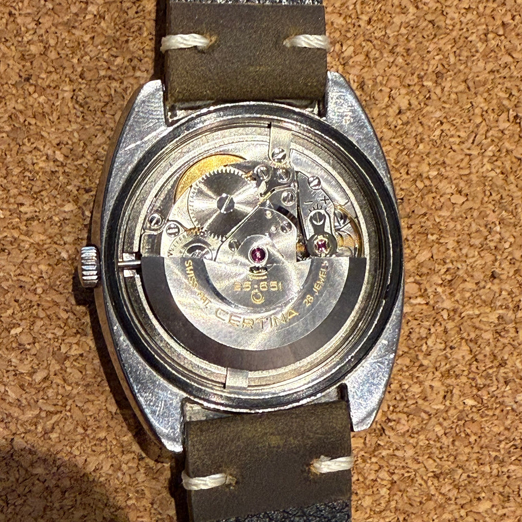 Certina - Blue Ribbon Cadran Rouge - 1970s