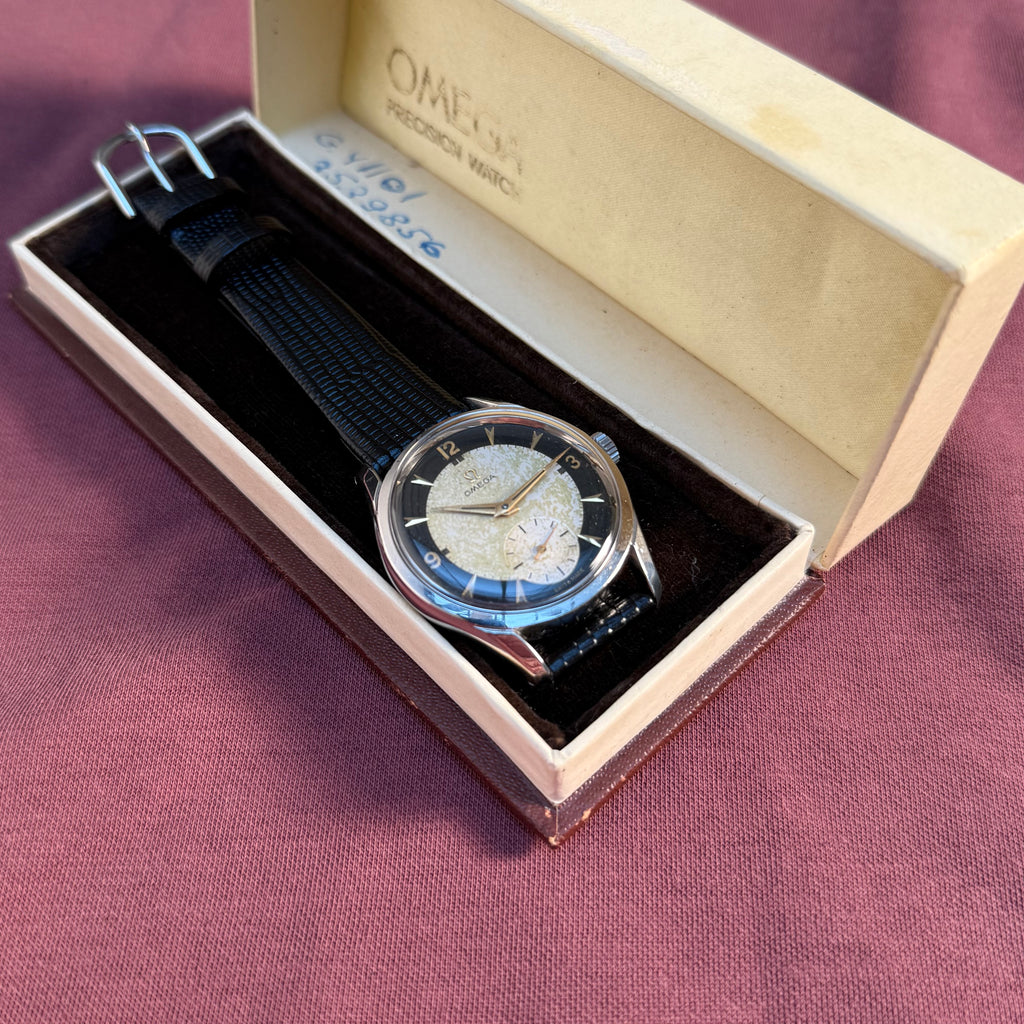 Omega – 2639 Jumbo “Tuxedo Dial” – 1952