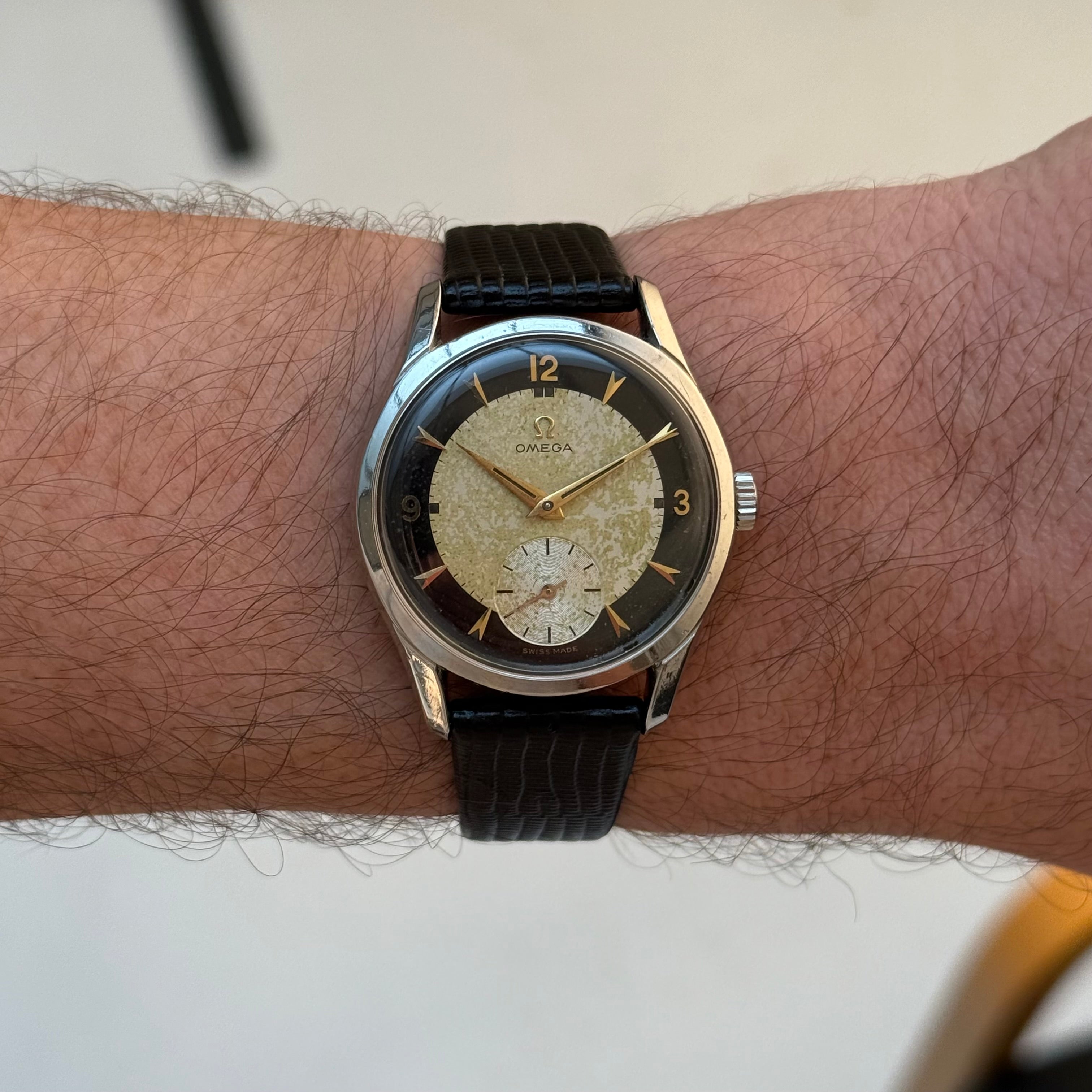 Omega – 2639 Jumbo “Tuxedo Dial” – 1952