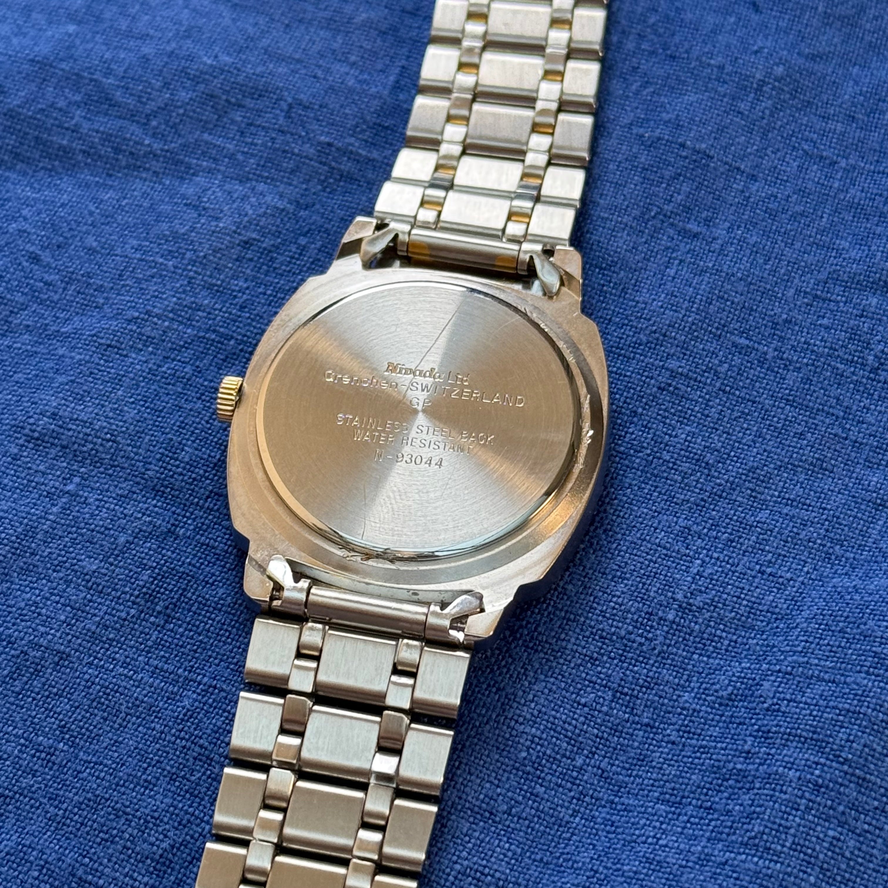 Nivada – Two Tone Quartz – 1990s