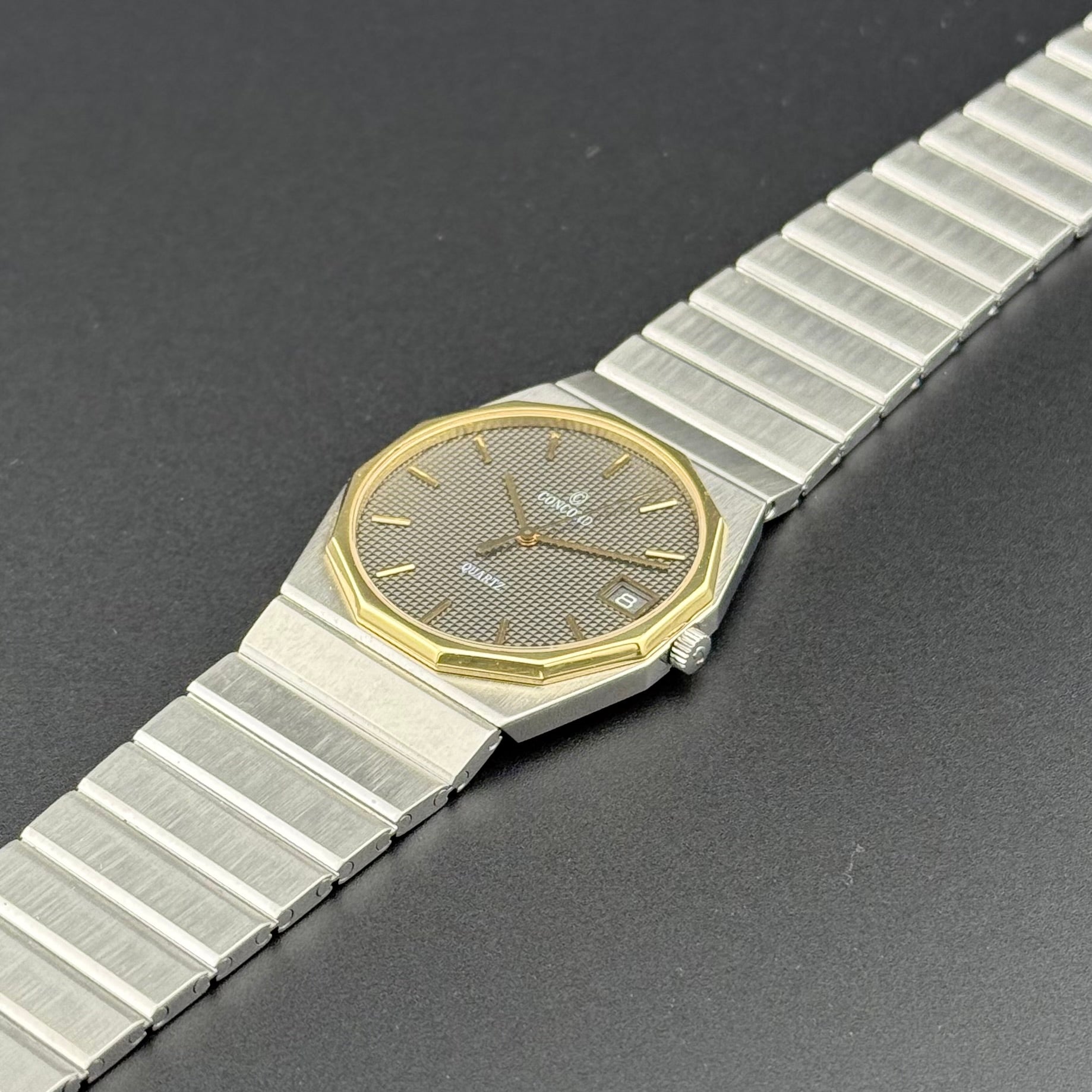 Concord – Mariner SG Waffle Black Dial 2 – 1985