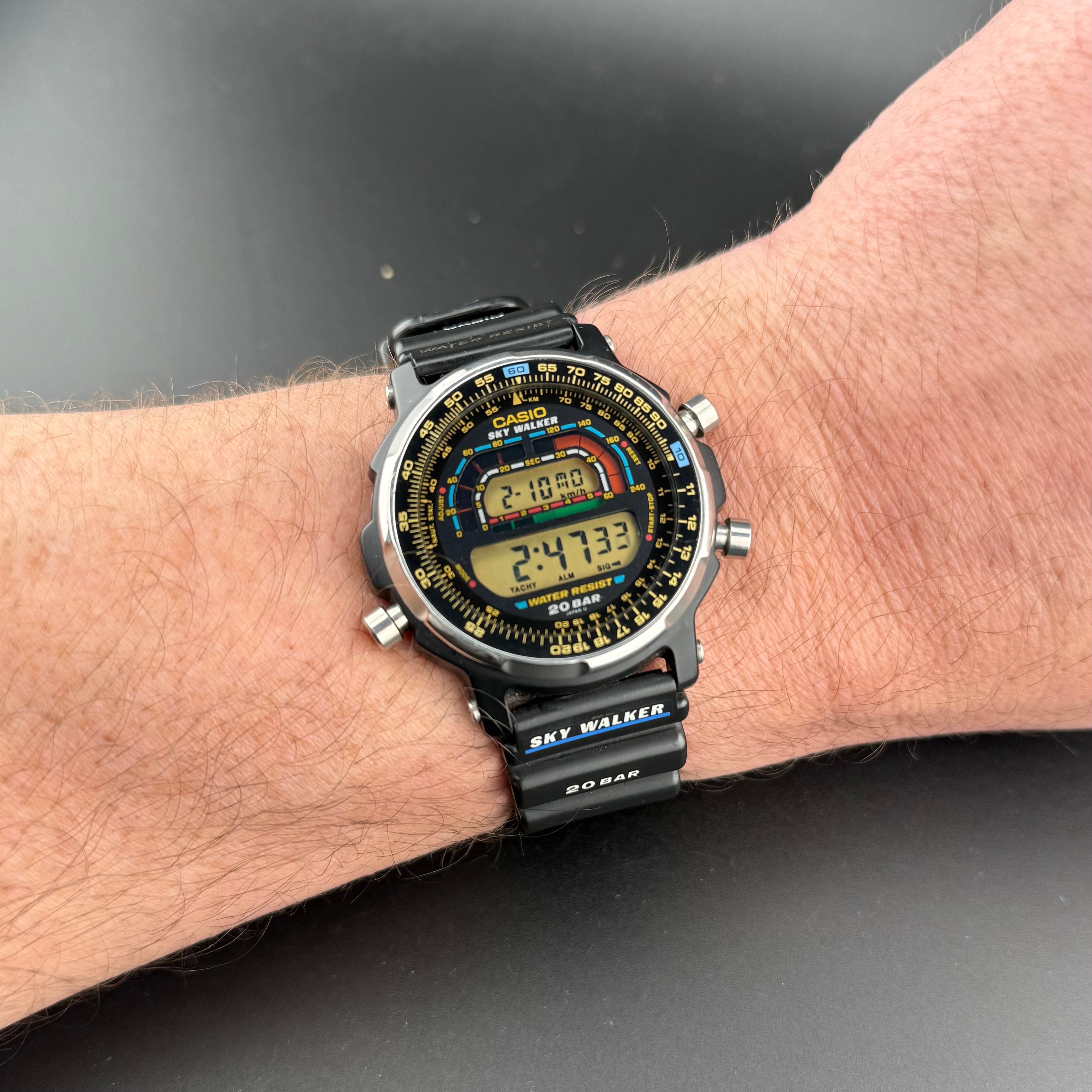 CASIO SKY WALKER カシオ スカイウォーカー DW-401 Casio DW401 'Jean Claude Van Damme' Skywalker Vintage Chronograph