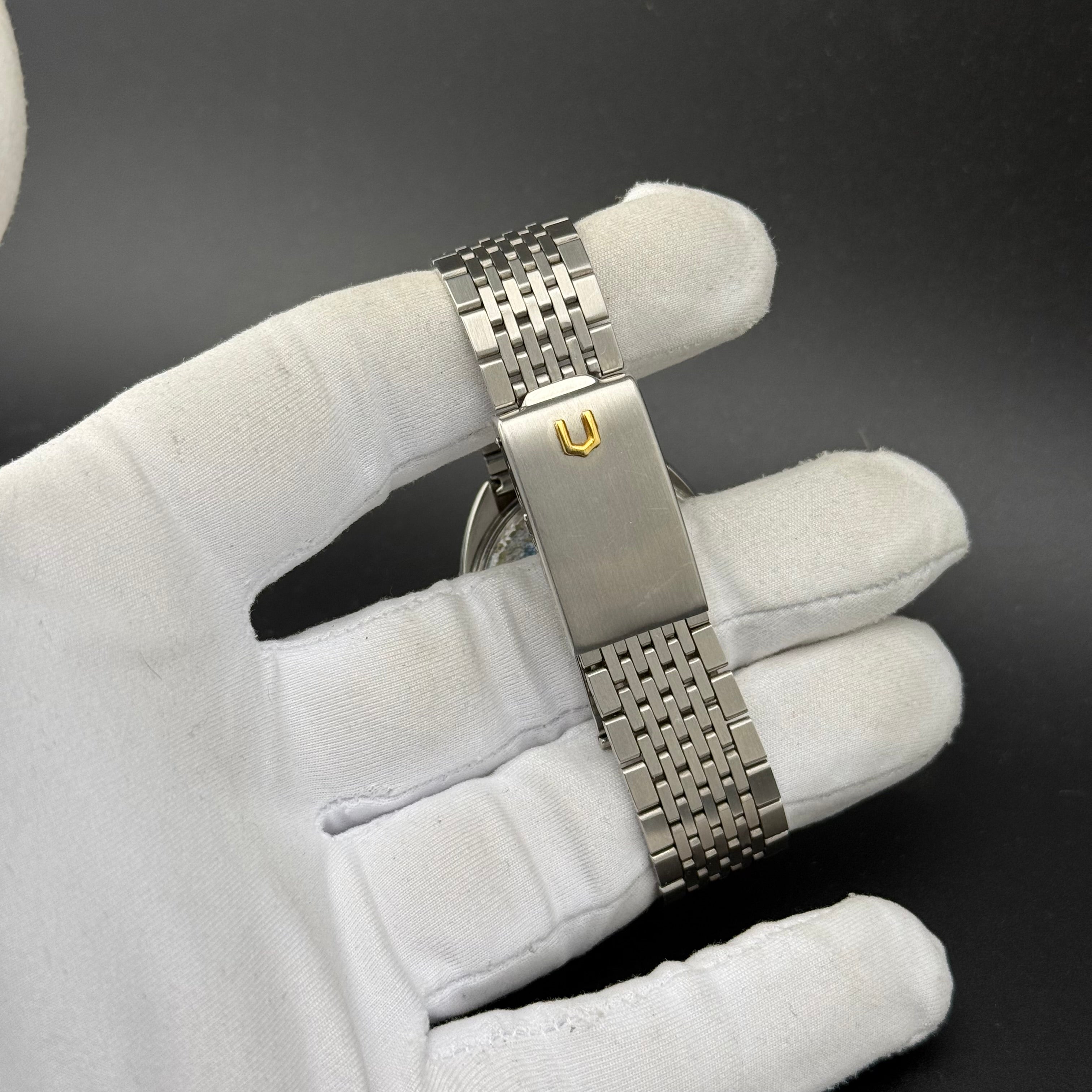 Universal Genève – White Shadow C-Shape - GF bracelet