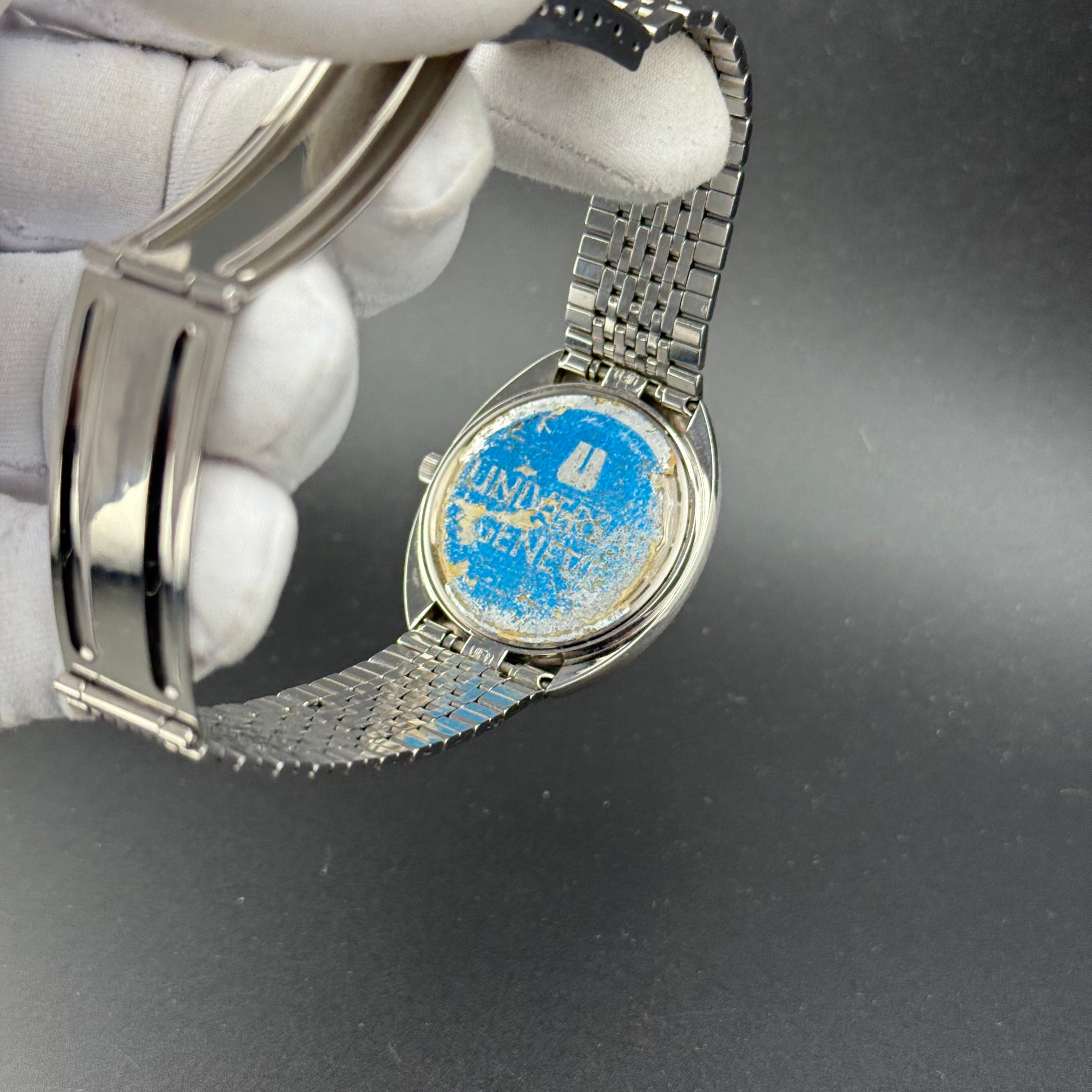 Universal Genève – White Shadow C-Shape - GF bracelet