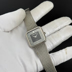 Universal Genève – TV Shape 843003 – 1980s