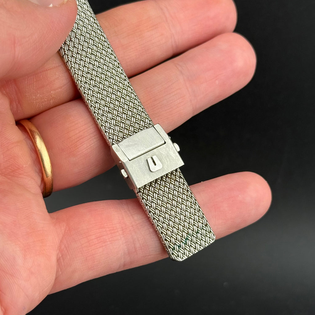 Universal Genève – TV Shape 843003 – 1980s